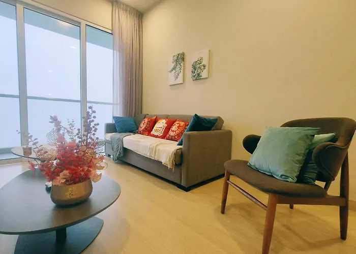 Easystay Windmill 2-Bedrooms 4-6Pax Free Wifi Parking & High Floor No Deposit No Queue