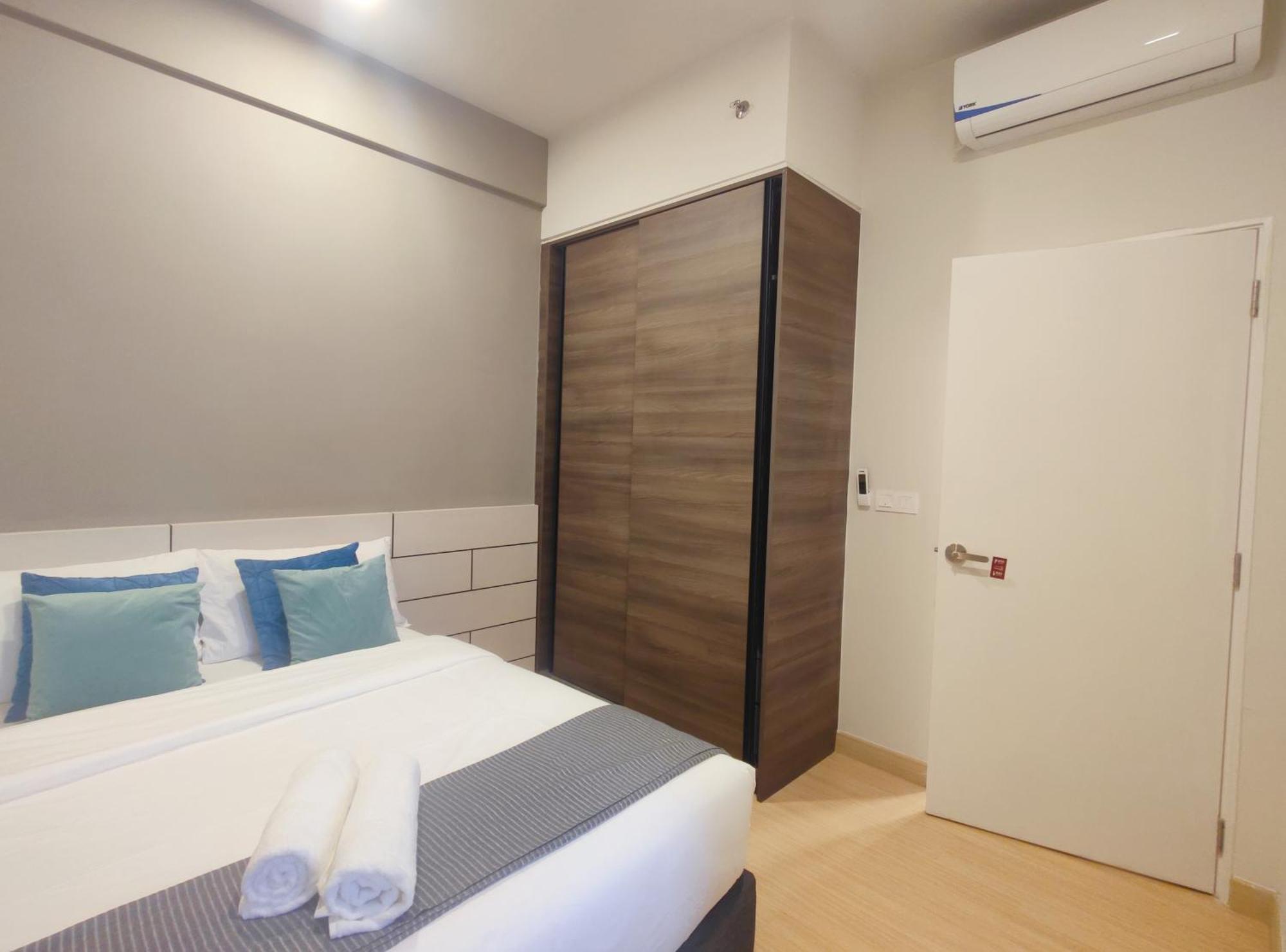 Easystay Windmill 2-bedrooms 4-6pax Free Wifi Parking & High Floor No Deposit No Queue