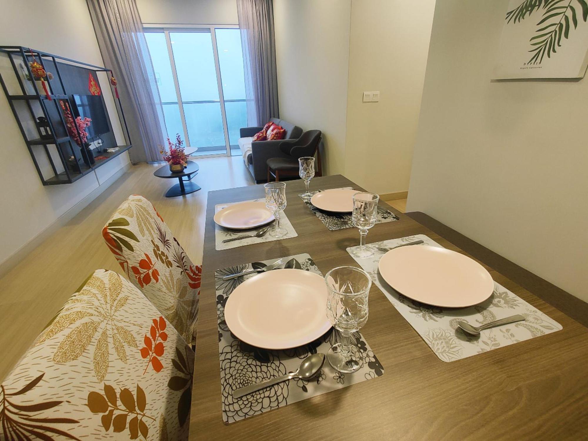 Easystay Windmill 2-bedrooms 4-6pax Free Wifi Parking & High Floor No Deposit No Queue Apartment